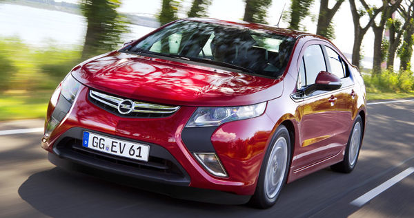 Uno sguardo in anteprima alla nuova Opel Ampera